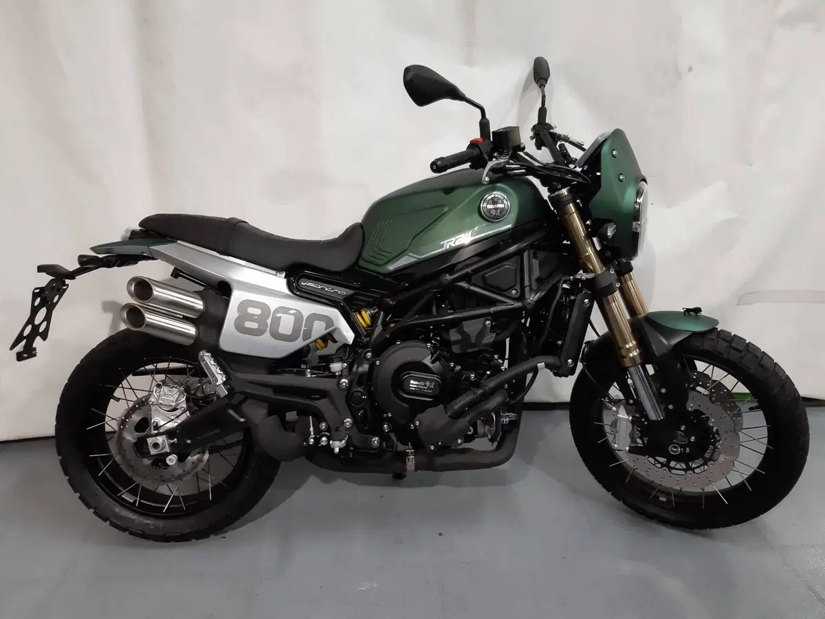 Benelli Leoncino 800 Trail (2022 - 26)