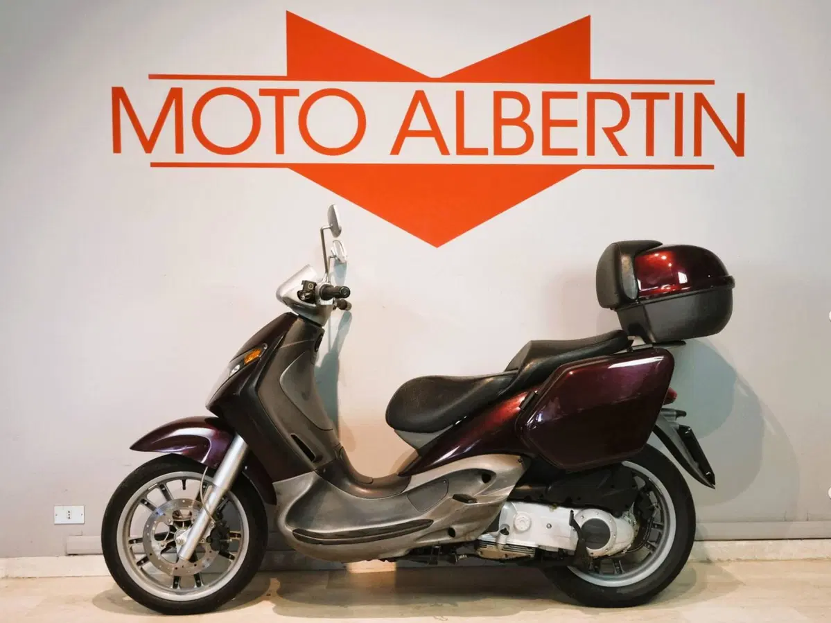 Piaggio Beverly 200 (2002 - 03) (2)