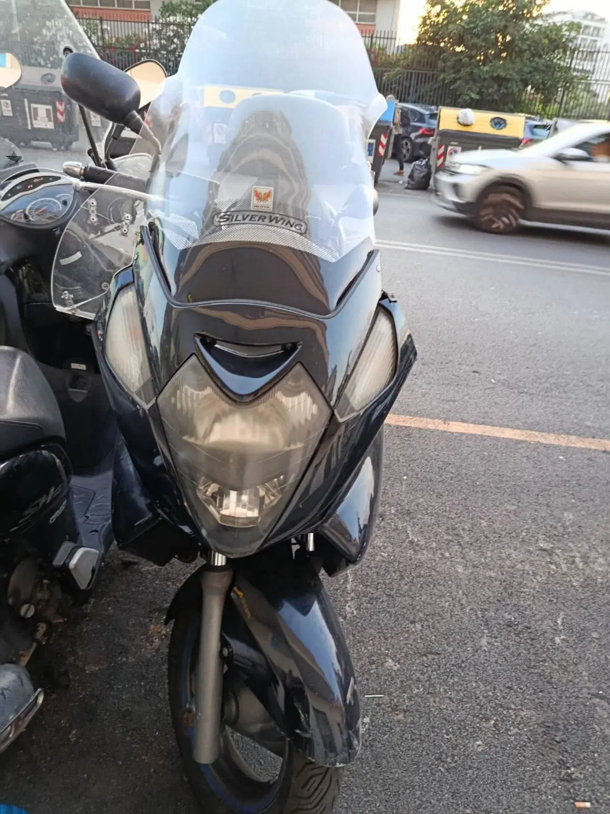Silver Wing Honda (4)