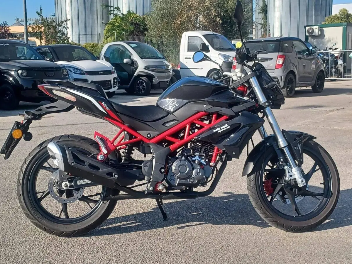 Benelli BN 125 (2018 - 20) (5)