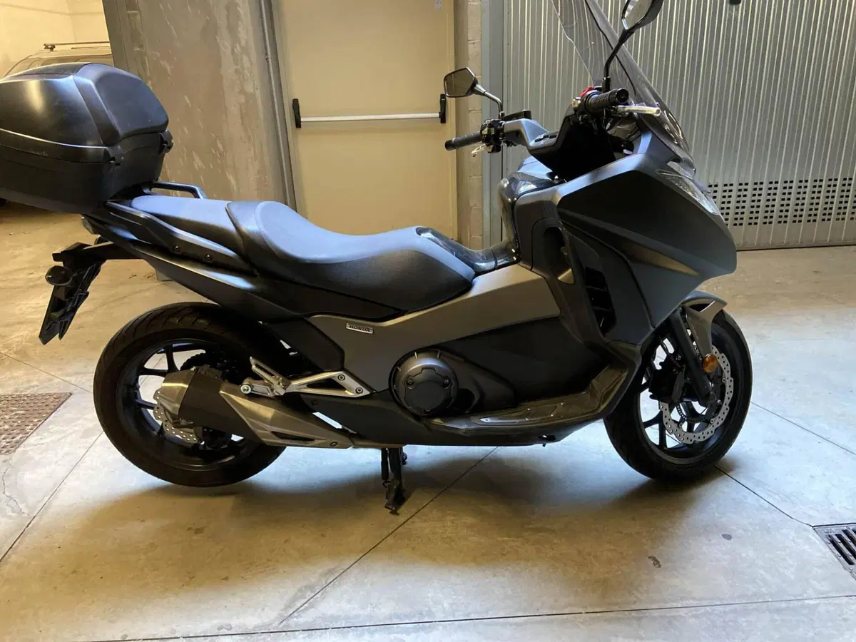 Honda Integra 750 DCT (2016 - 17) (3)