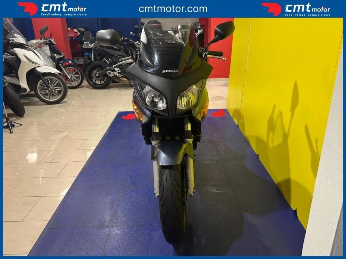 Honda CBF 600 (2004 - 06) (6)
