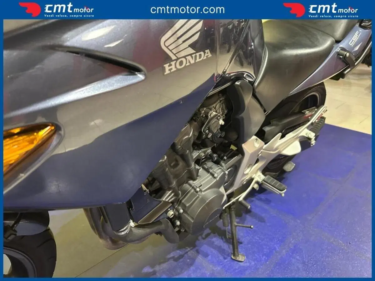 Honda CBF 600 (2004 - 06) (10)