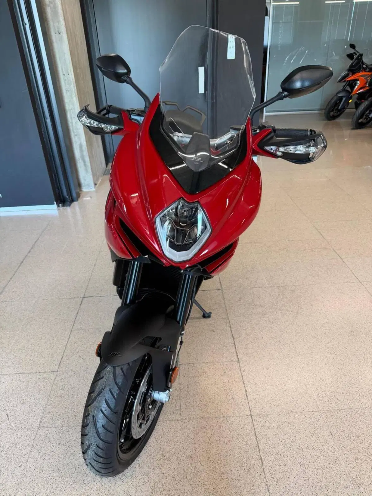 MV Agusta Turismo Veloce 800 Rosso (2021 - 23) (3)