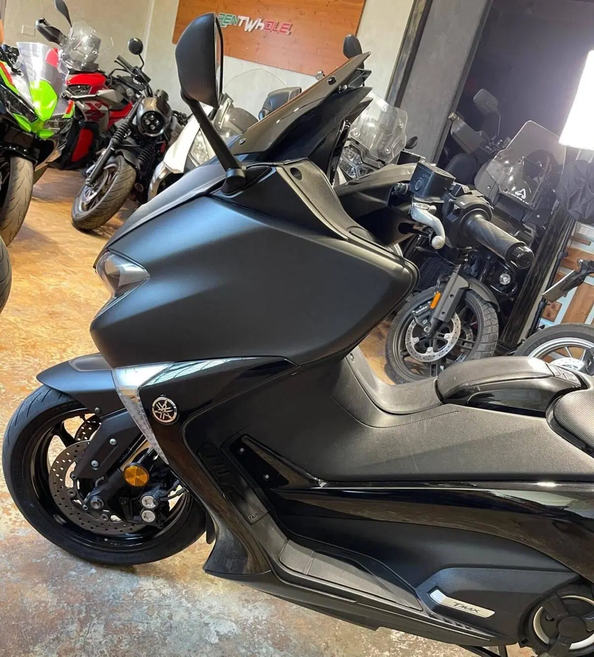 Yamaha T-Max 530 (2017 - 19) (14)