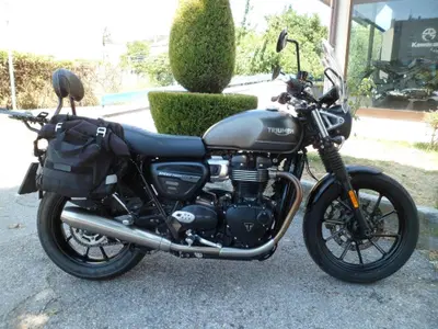 Triumph Speed Twin 900 (2023 - 24) usata