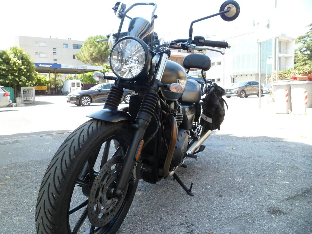 Triumph Speed Twin 900 (2023 - 24) (3)