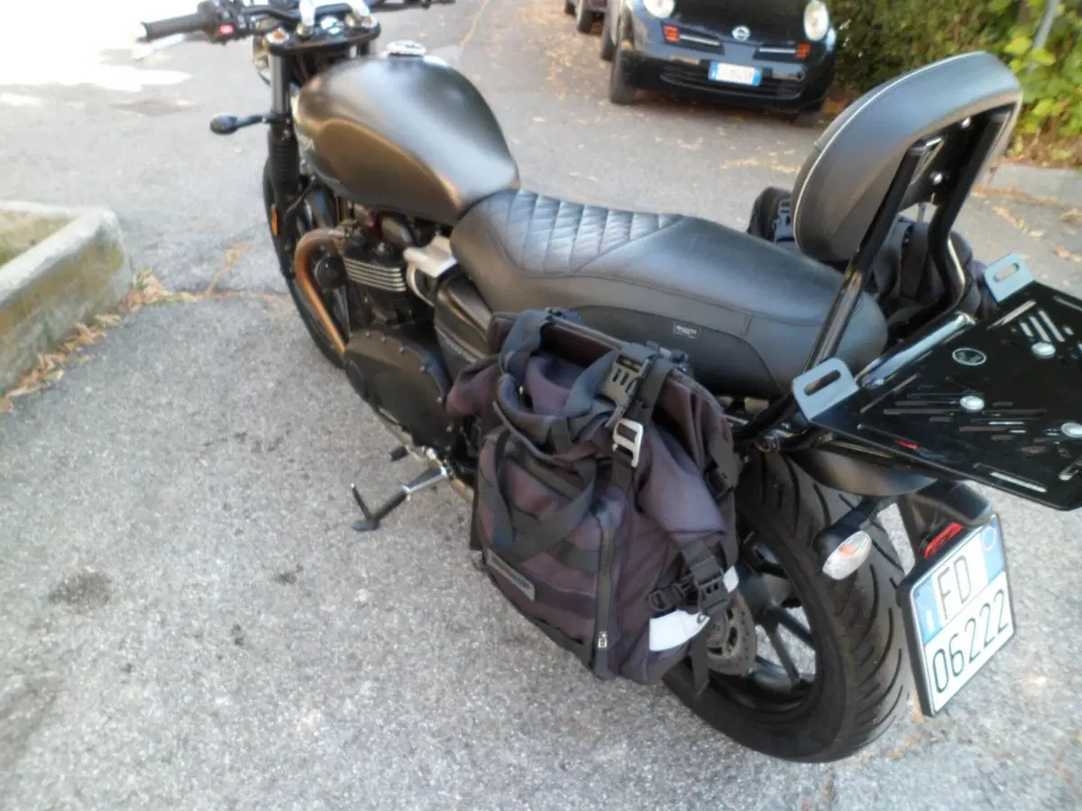 Triumph Speed Twin 900 (2023 - 24) (5)