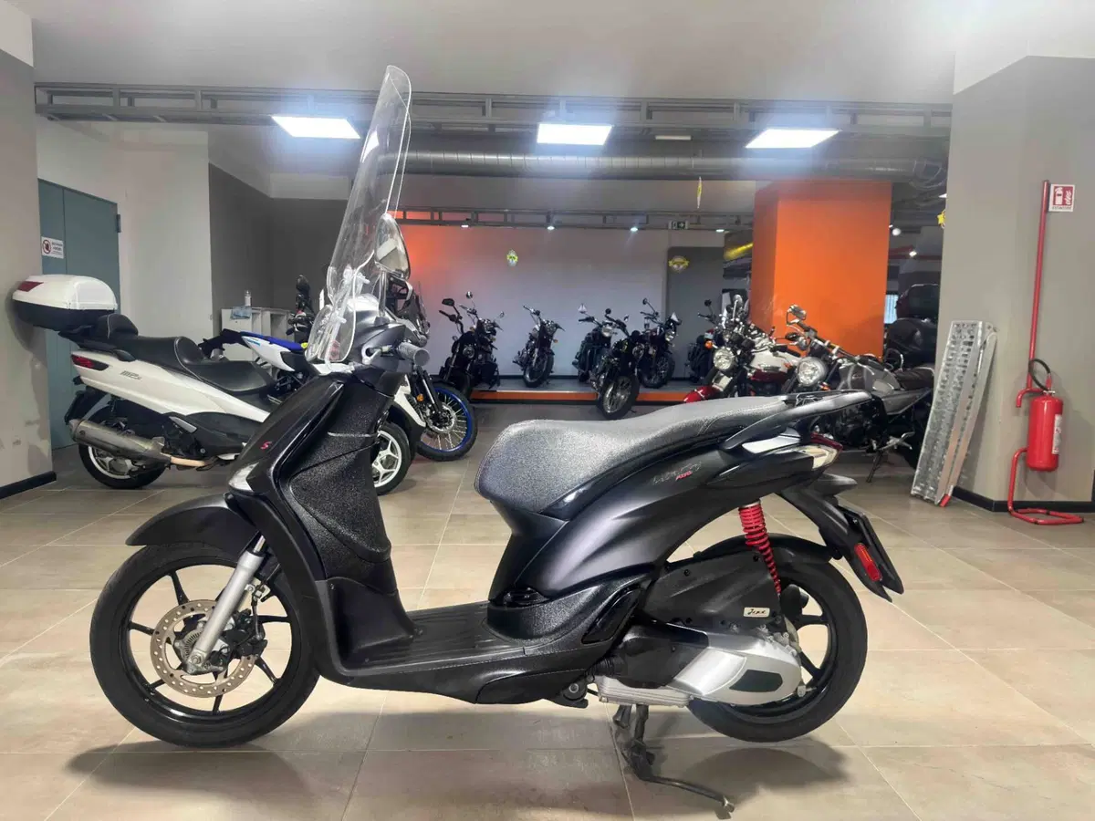 Piaggio Liberty 150 3V ABS (2021 - 24) (4)