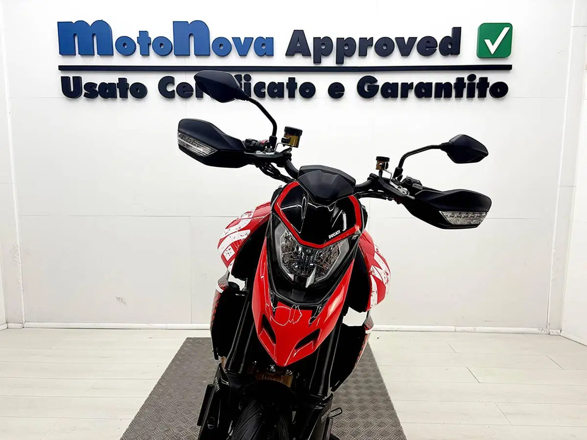 Ducati Hypermotard 950 RVE (2020) (4)