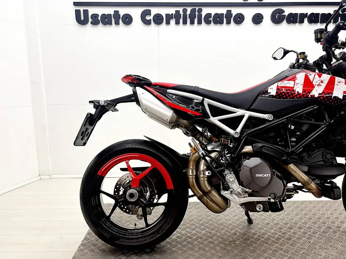 Ducati Hypermotard 950 RVE (2020) (7)