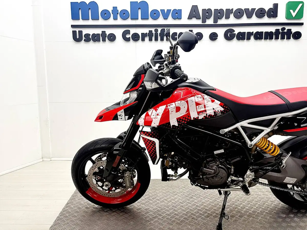Ducati Hypermotard 950 RVE (2020) (15)