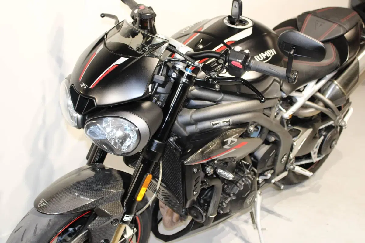 Triumph Speed Triple 1050 RS (2018 - 20) (10)