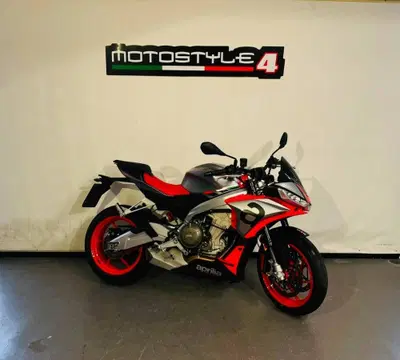 Aprilia Tuono 660 (2021 - 25) usata