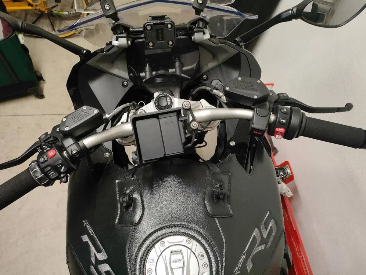 Bmw R 1250 RS (2021 - 25) (6)