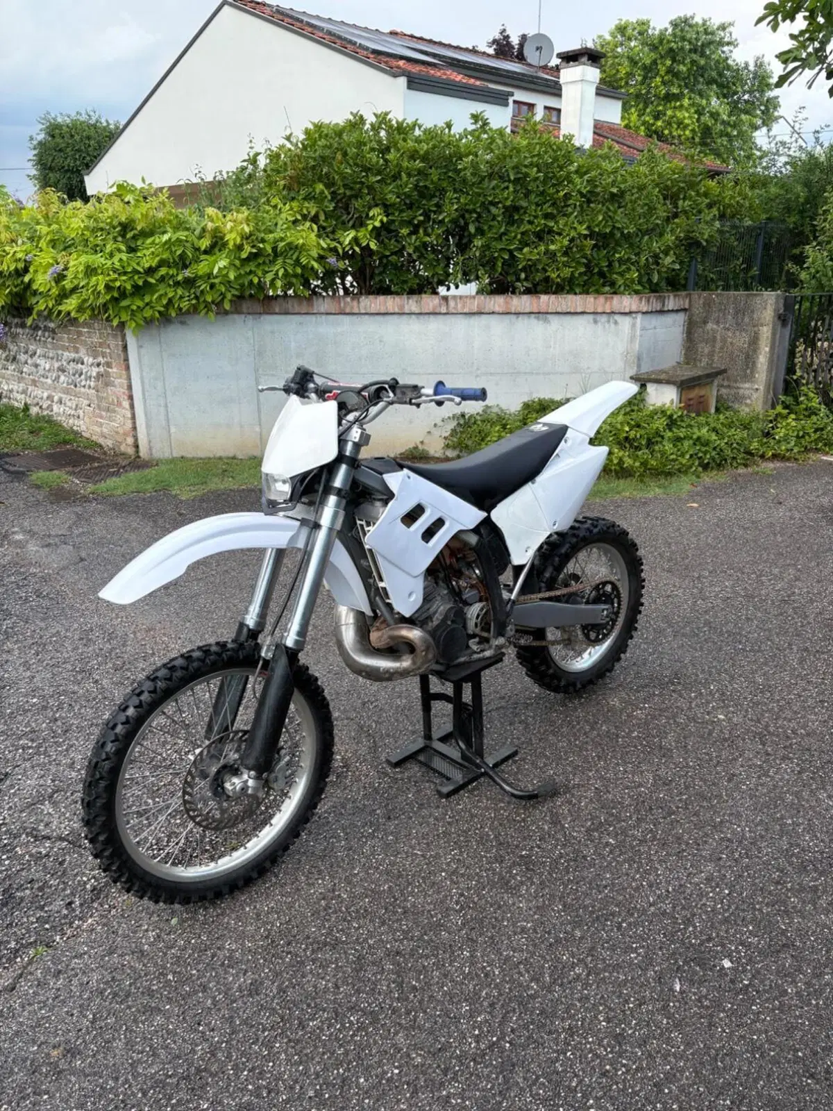 GASGAS EC 300 (2001 - 04) (6)
