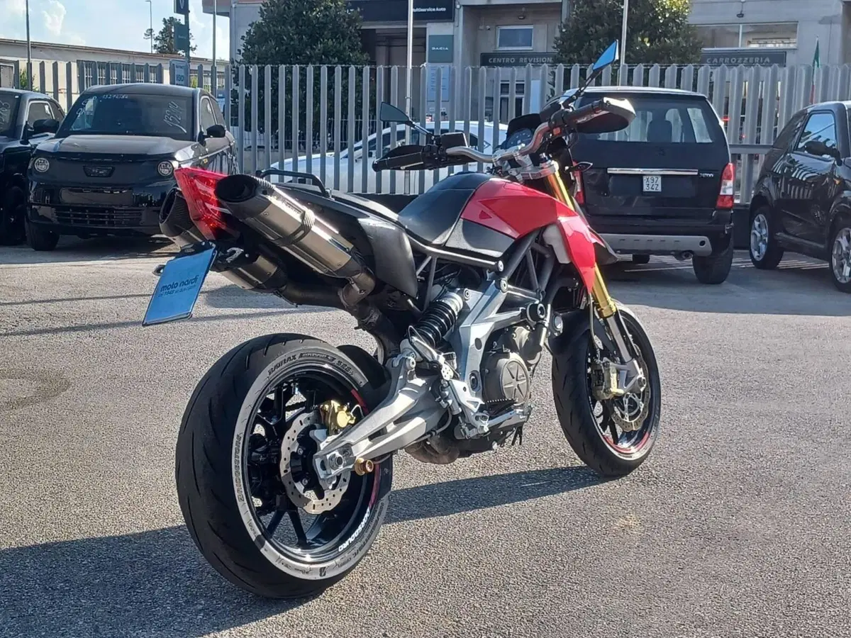 Aprilia Dorsoduro 750 (2009 - 14) (5)