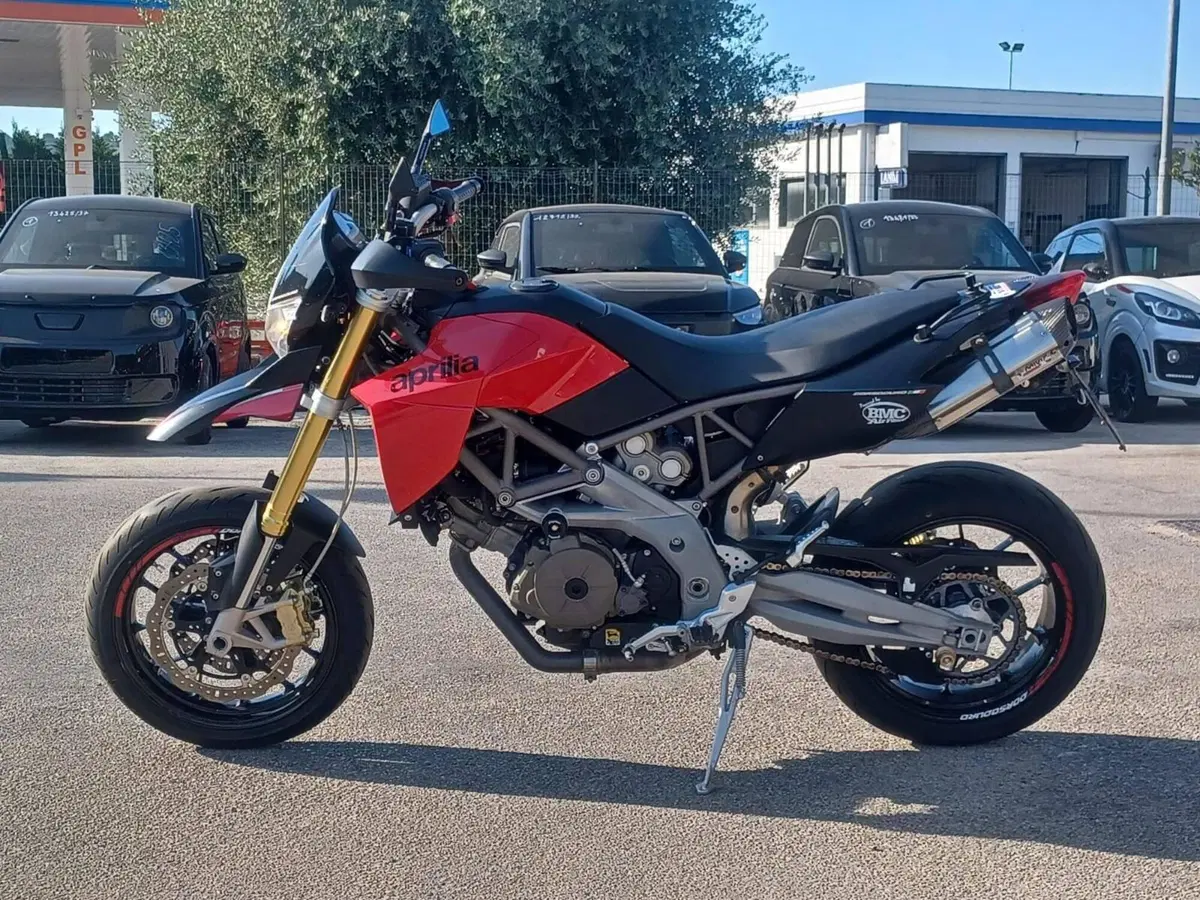 Aprilia Dorsoduro 750 (2009 - 14) (6)