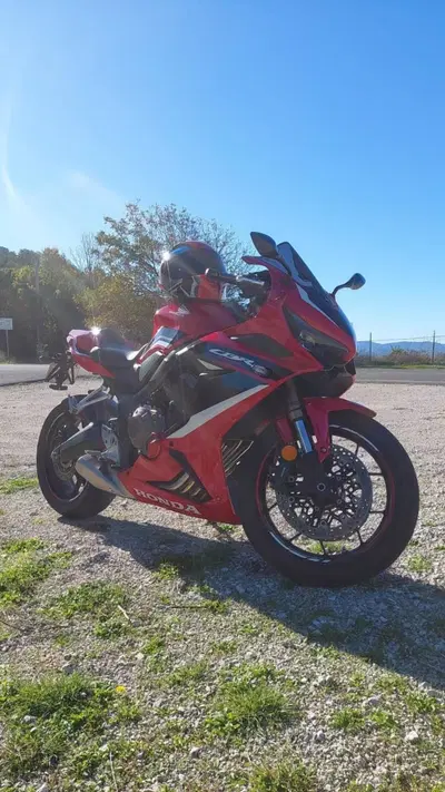 Honda CBR 650 R (2021 - 23) usata
