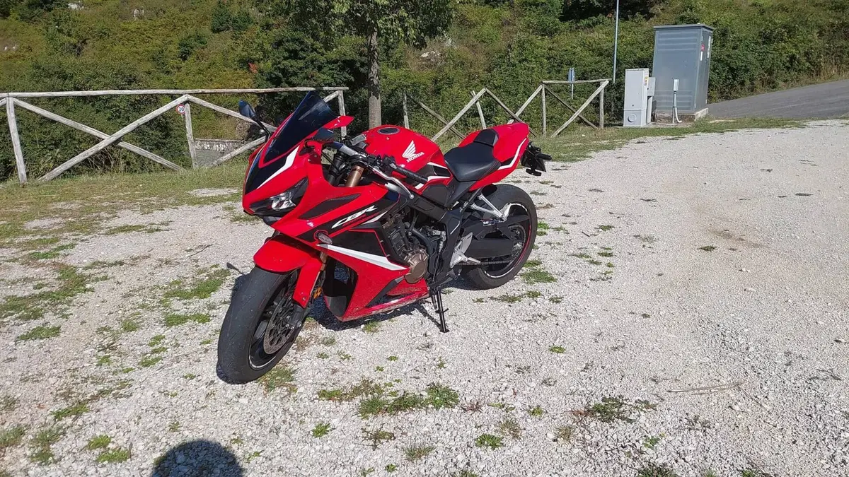 Honda CBR 650 R (2021 - 23) (3)