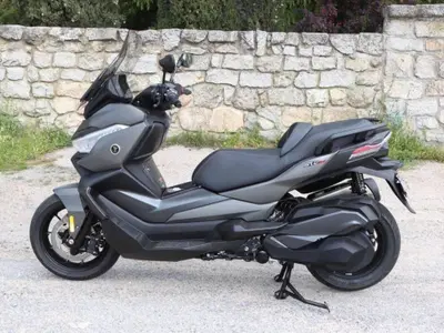 Voge Sfida SR4 MAX (2024 - 26) usata