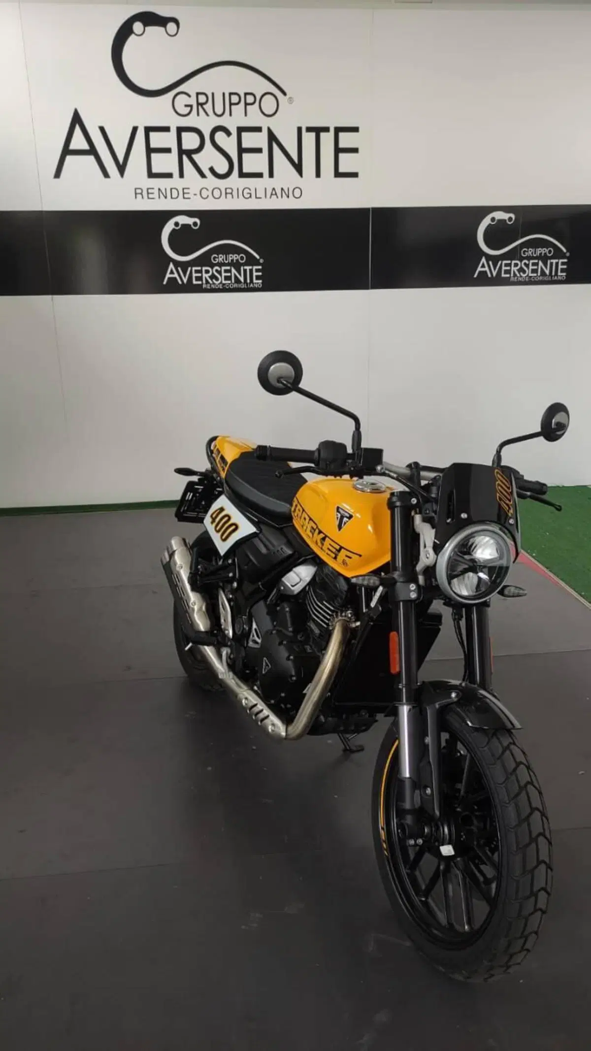 Triumph Tracker 400 (2026) (3)