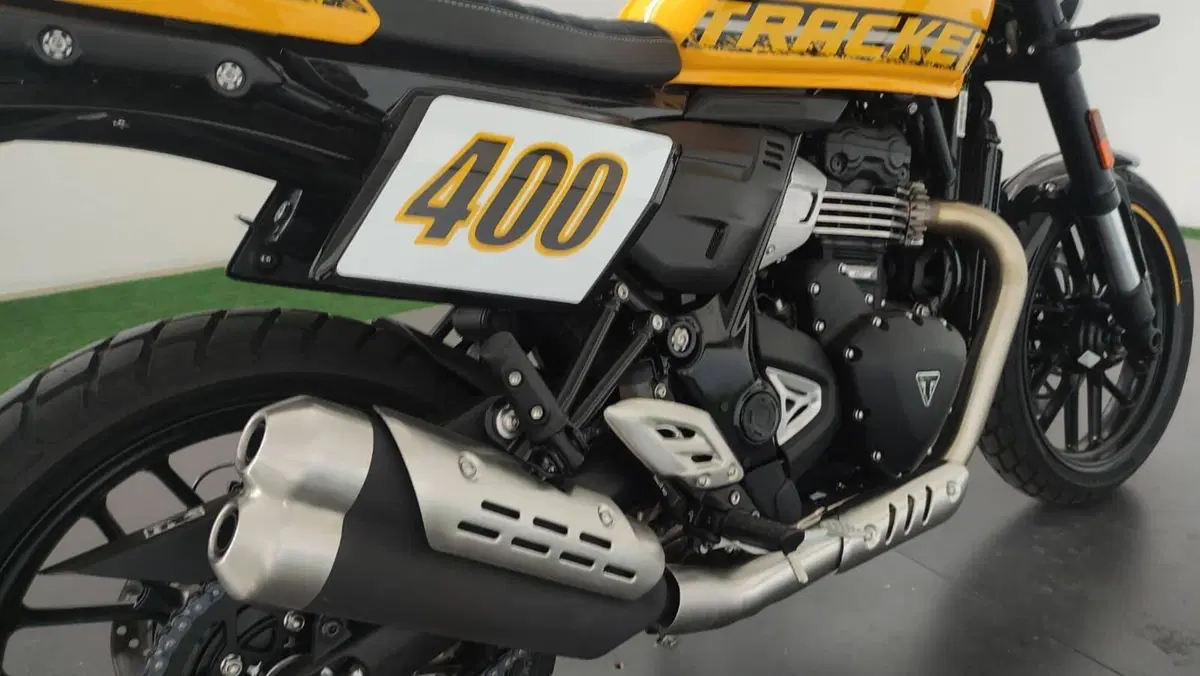 Triumph Tracker 400 (2026) (10)