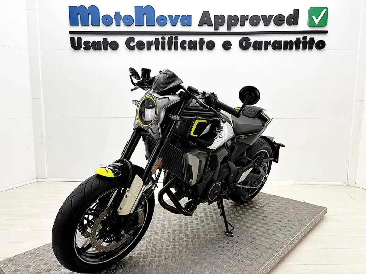CFMOTO 700CL-X Sport (2022 - 26) (2)