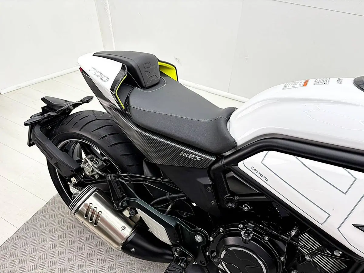 CFMOTO 700CL-X Sport (2022 - 26) (16)