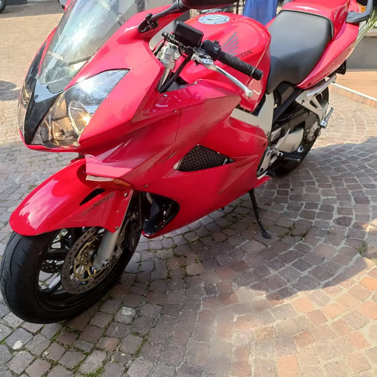 Honda VFR 800 (2002 - 05) (5)
