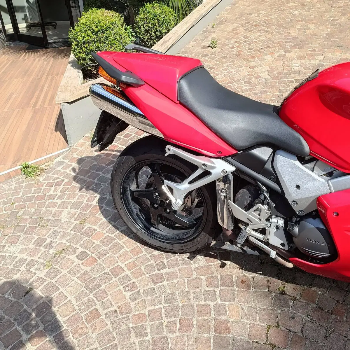 Honda VFR 800 (2002 - 05) (2)
