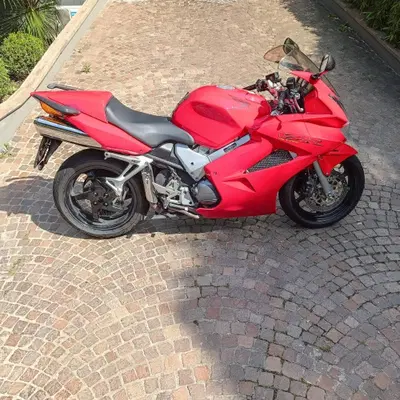 Honda VFR 800 (2002 - 05) usata
