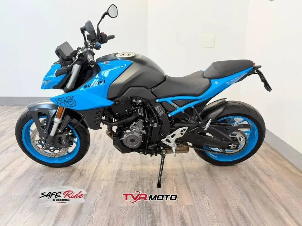 Suzuki GSX-8S (2023 - 24) (4)