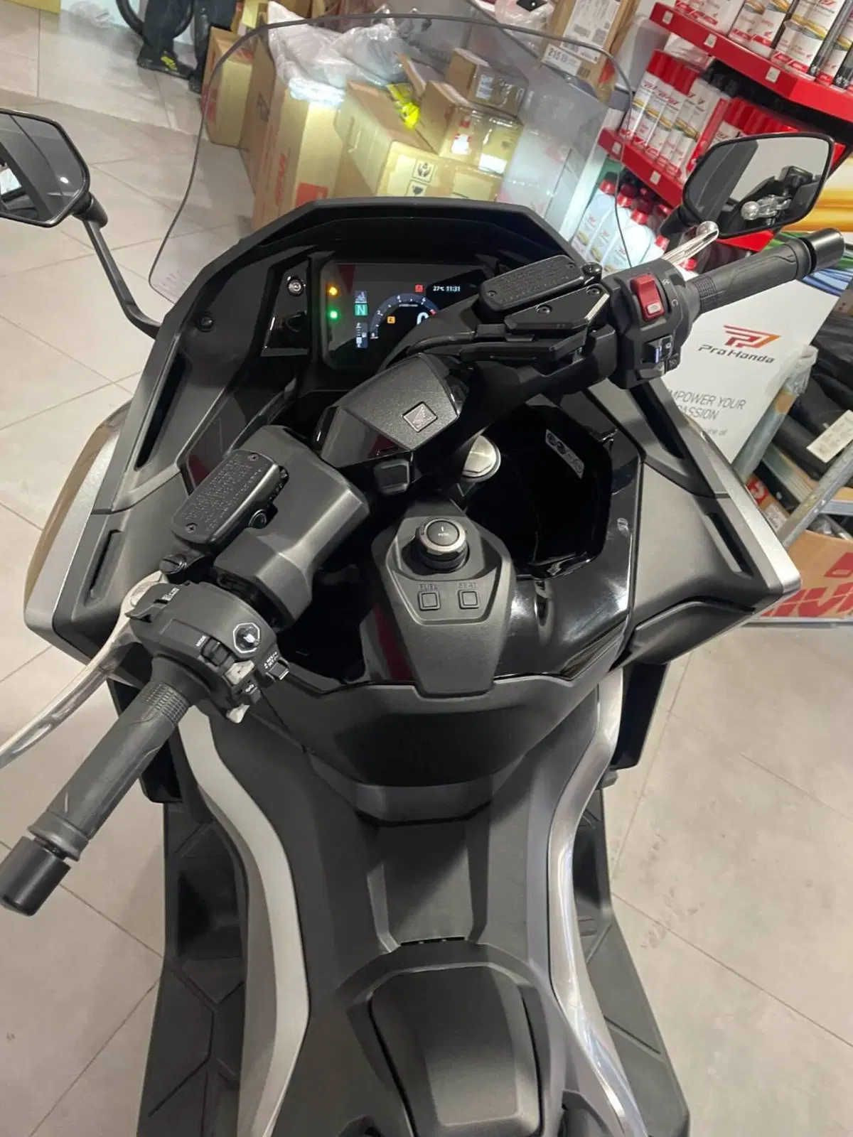Honda Forza 750 (2025 - 26) (9)