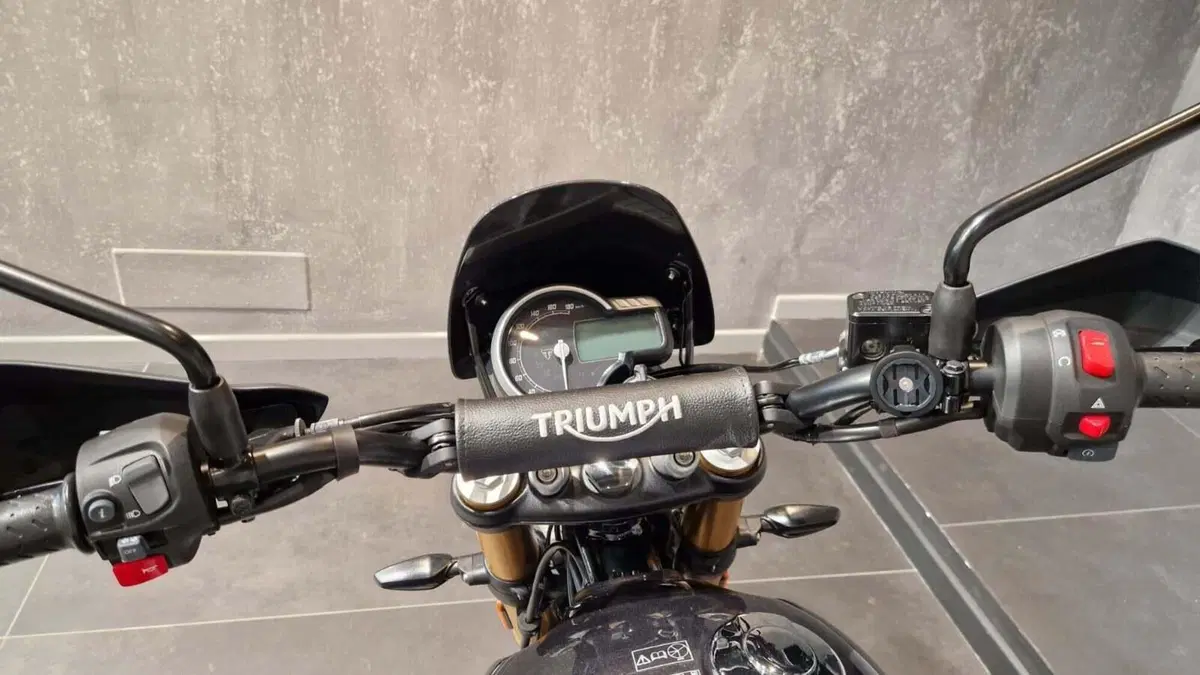 Triumph Scrambler 400 XC (2025 - 26) (13)
