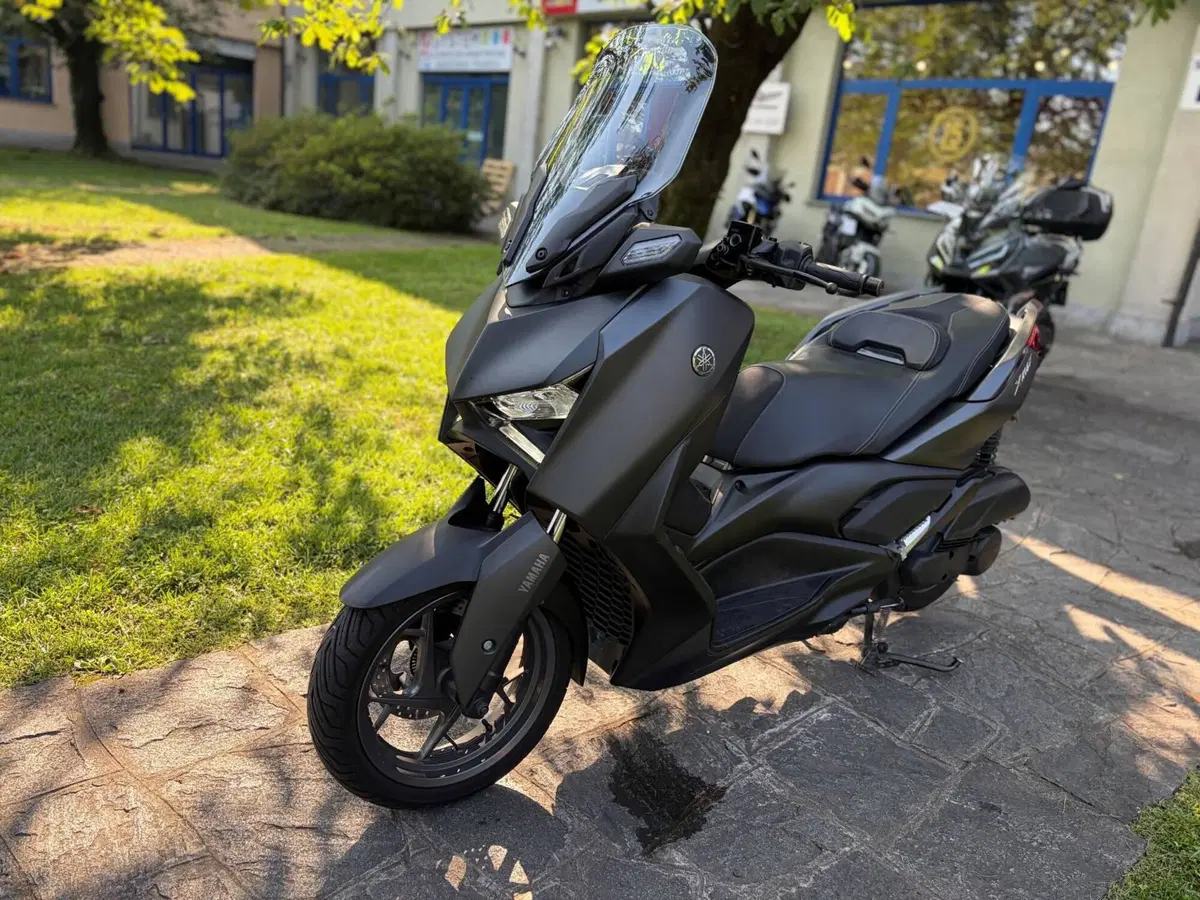 Yamaha X-Max 125 (2021 - 24) (2)