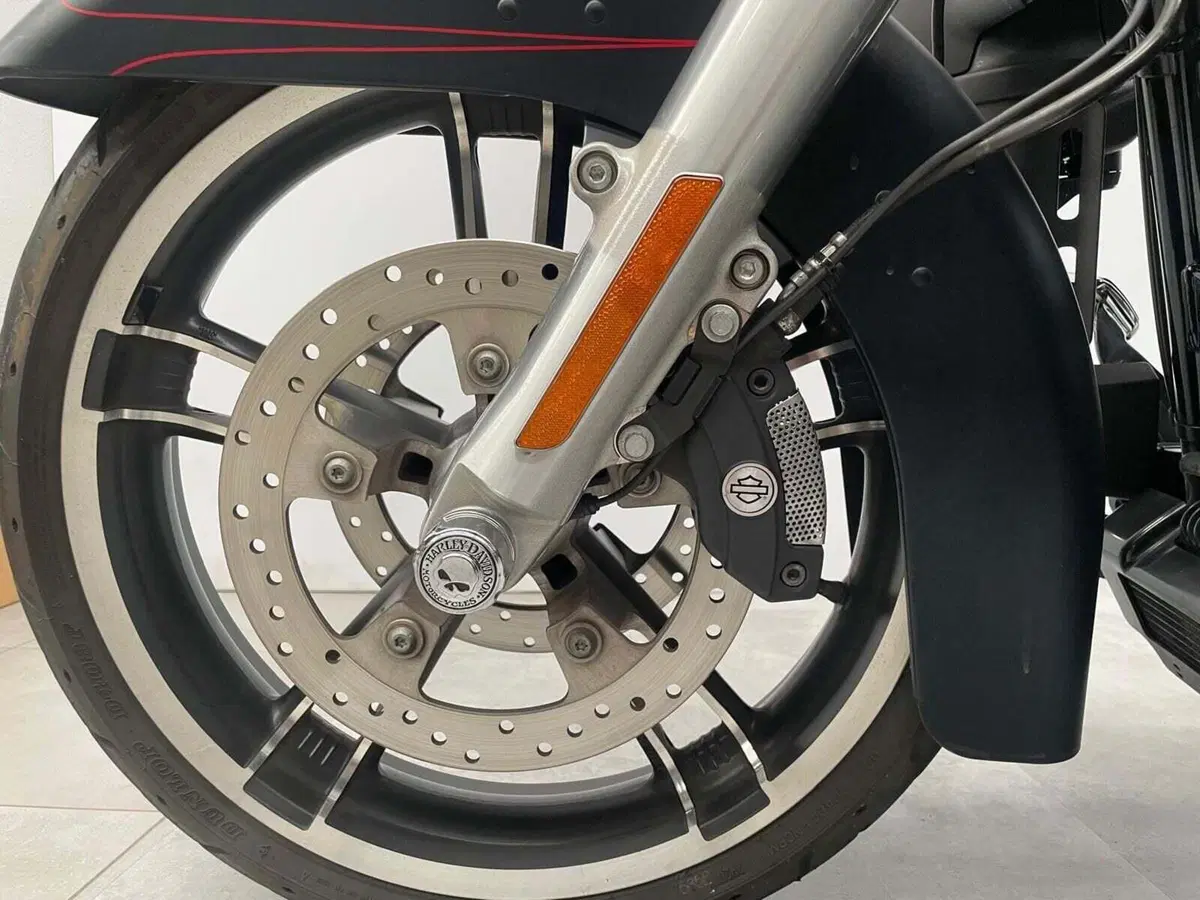 Harley-Davidson 1690 Street Glide Special (2014 - 16) - FLHX (20)