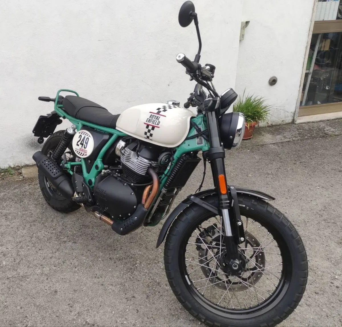 Royal Enfield Bear 650 (2025 - 26) (2)