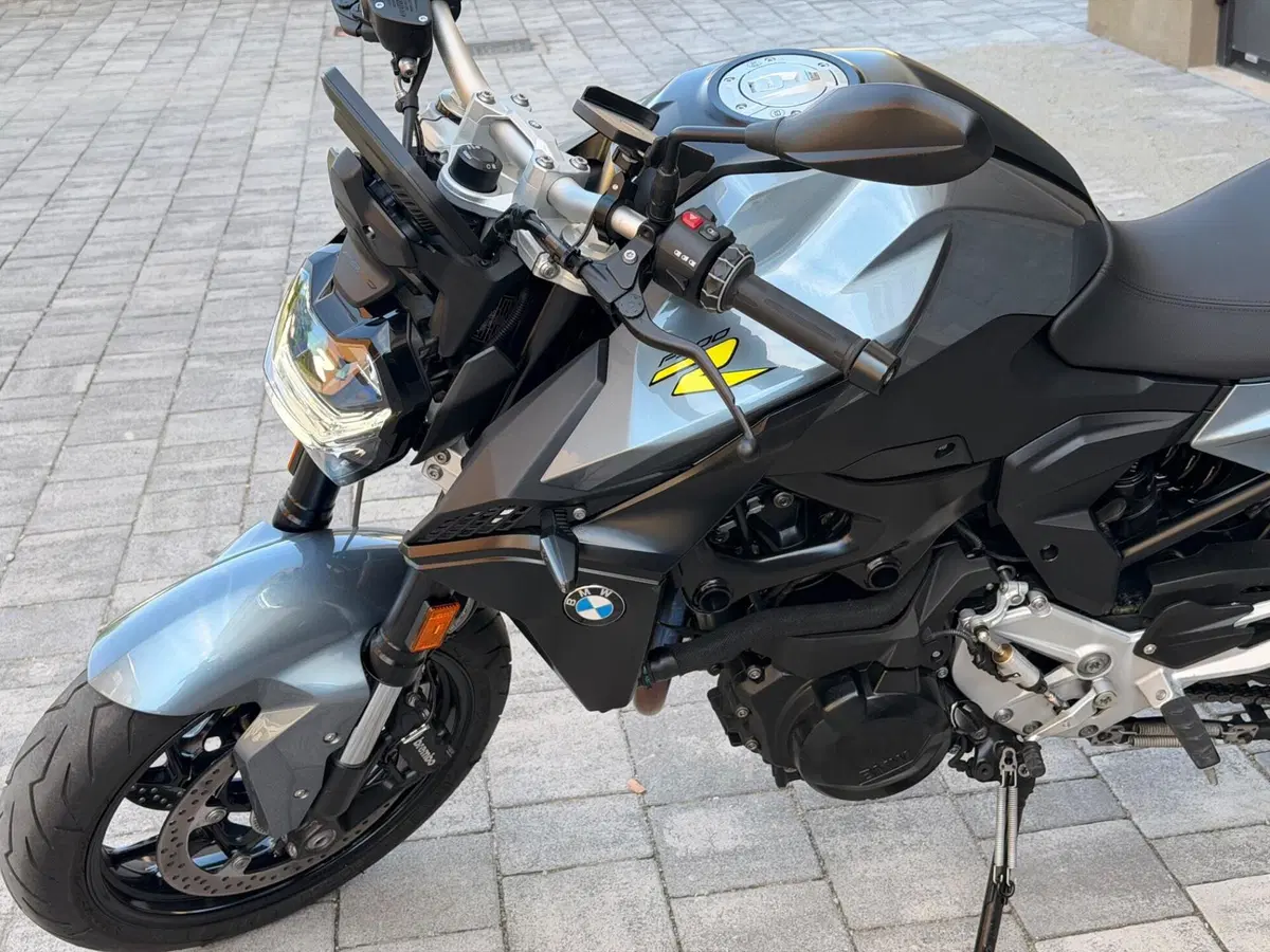 Bmw F 900 R (2021 - 24) (11)