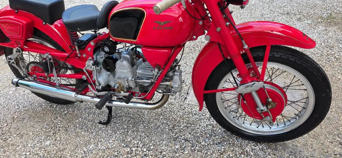 Moto Guzzi FALCONE (8)