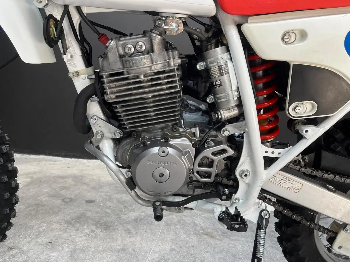 Honda XR250R (7)