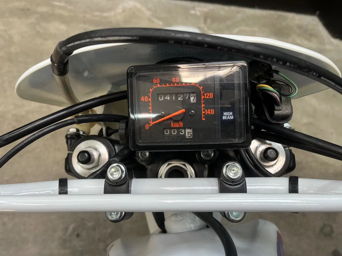 Honda XR250R (9)