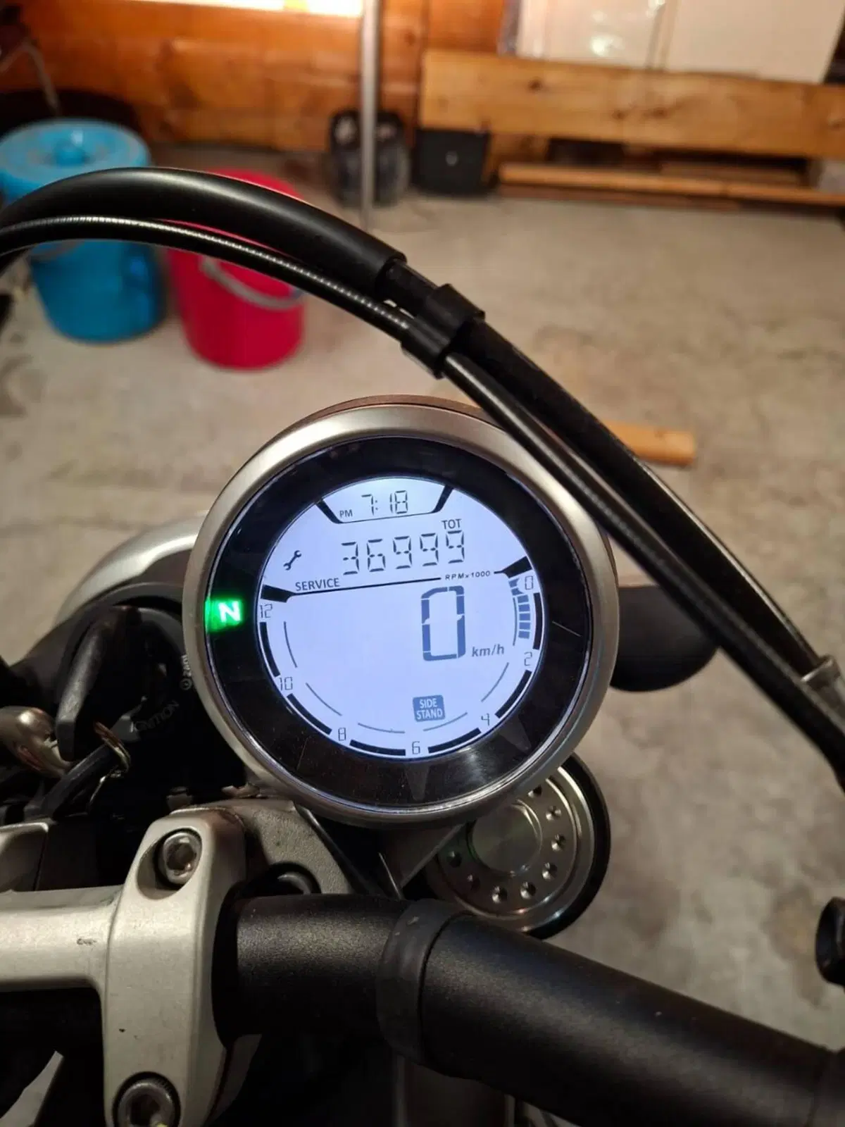 Ducati Scrambler 800 Full Throttle (2015 - 16)