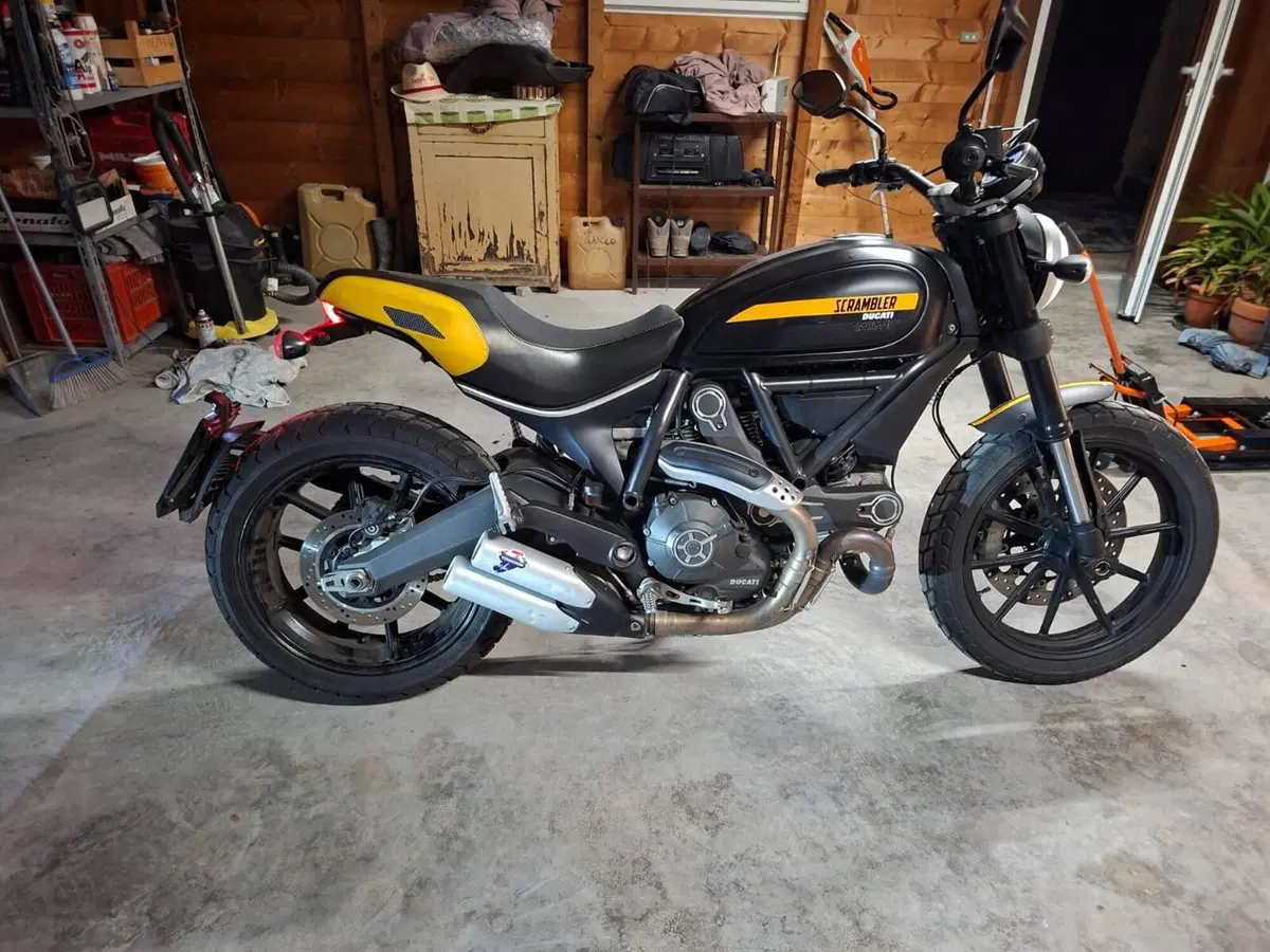 Ducati Scrambler 800 Full Throttle (2015 - 16) (3)