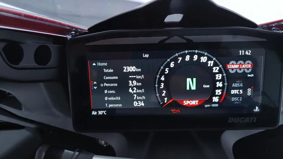 Ducati Panigale V4 S (2025 - 26) (14)