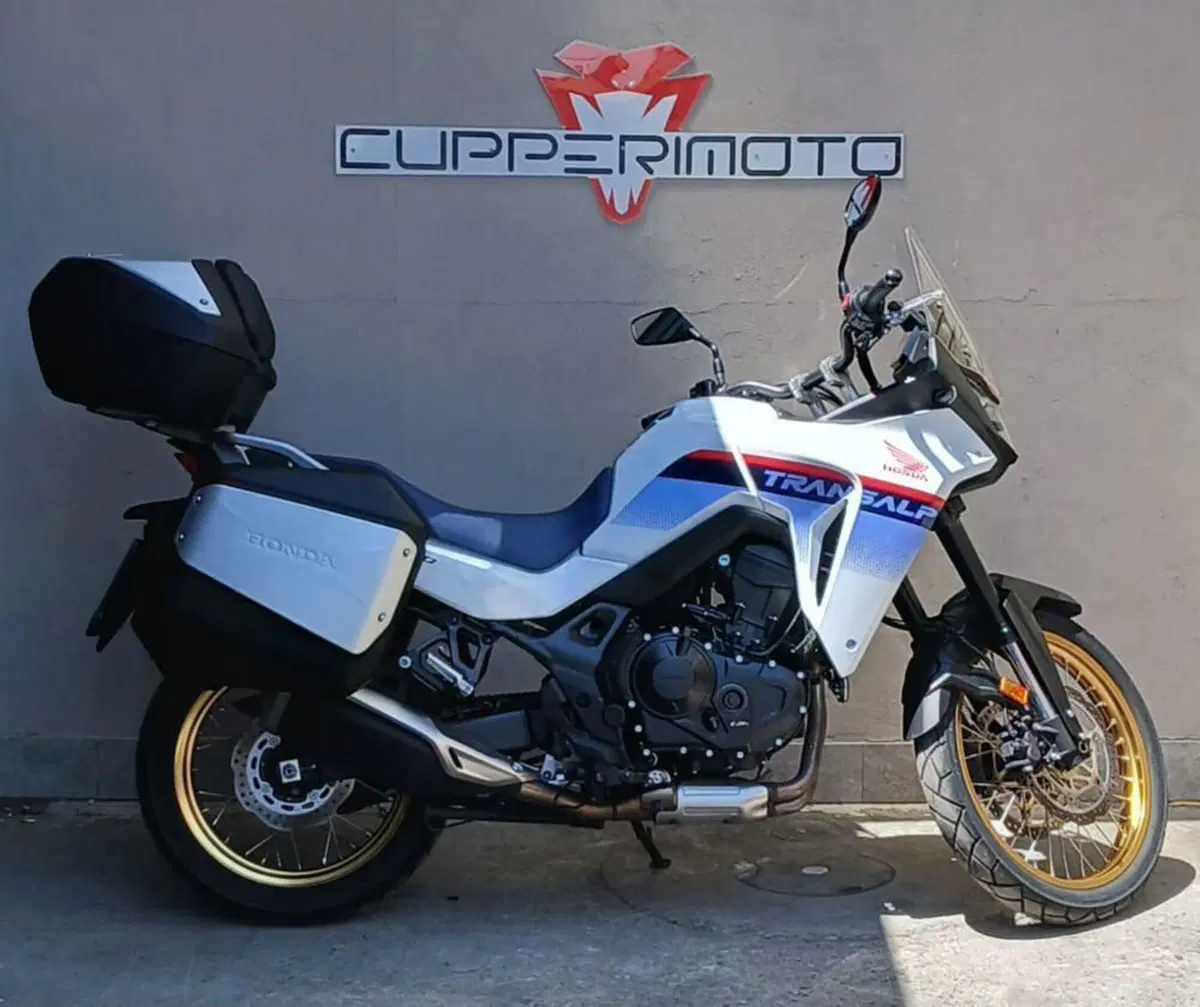 Honda Transalp XL750 (2025)