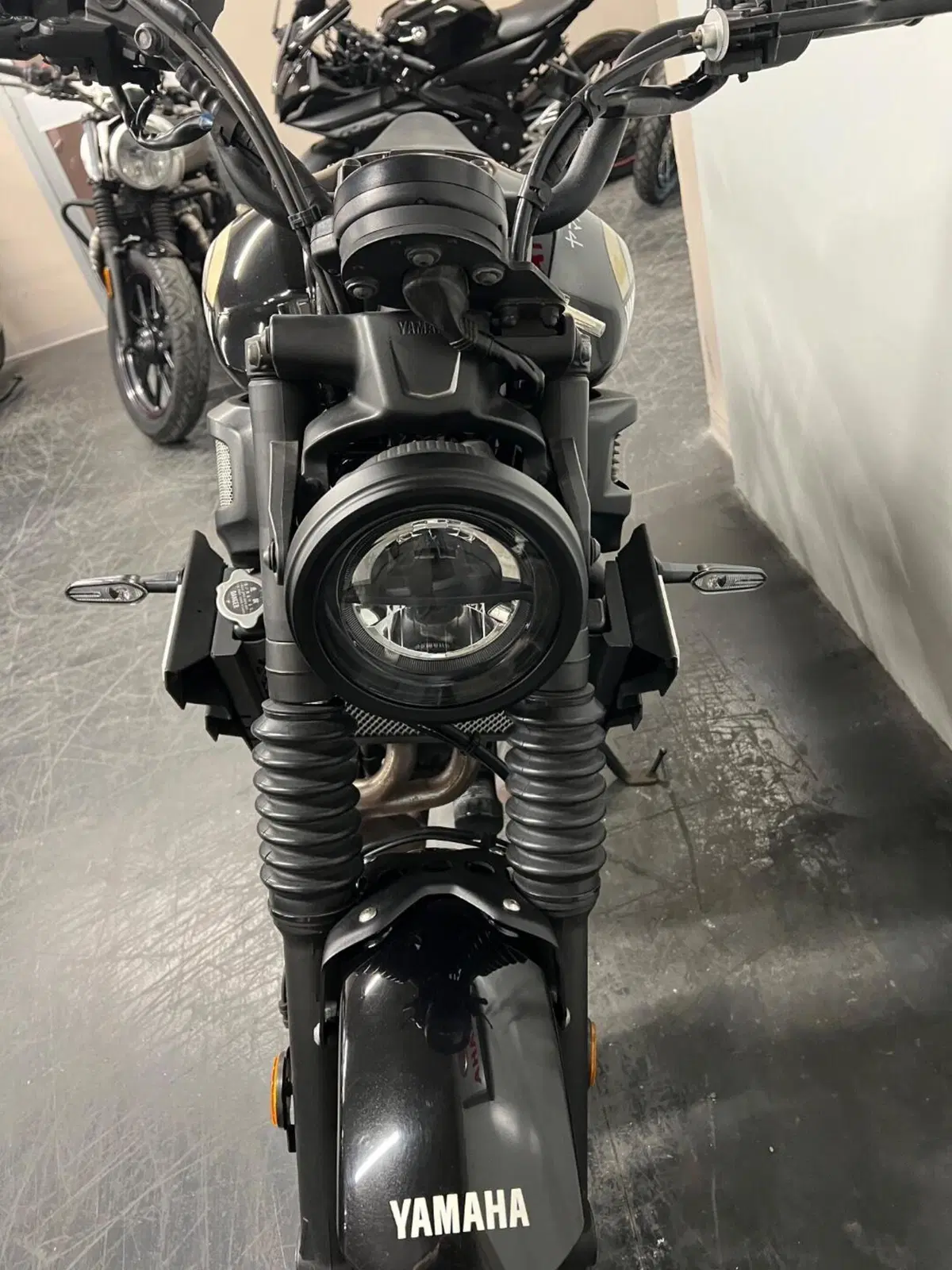 Yamaha XSR 700 (2022 - 26) (3)
