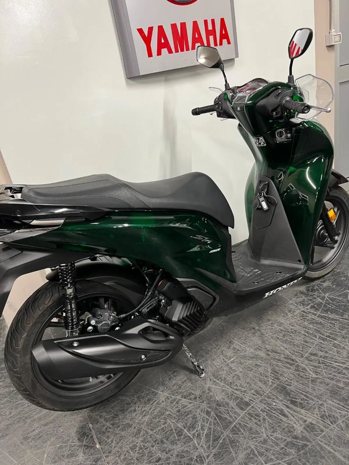 Honda SH 150i Vetro (2024 - 25) (4)