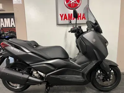 Yamaha X-Max 300 (2021 - 24) usata