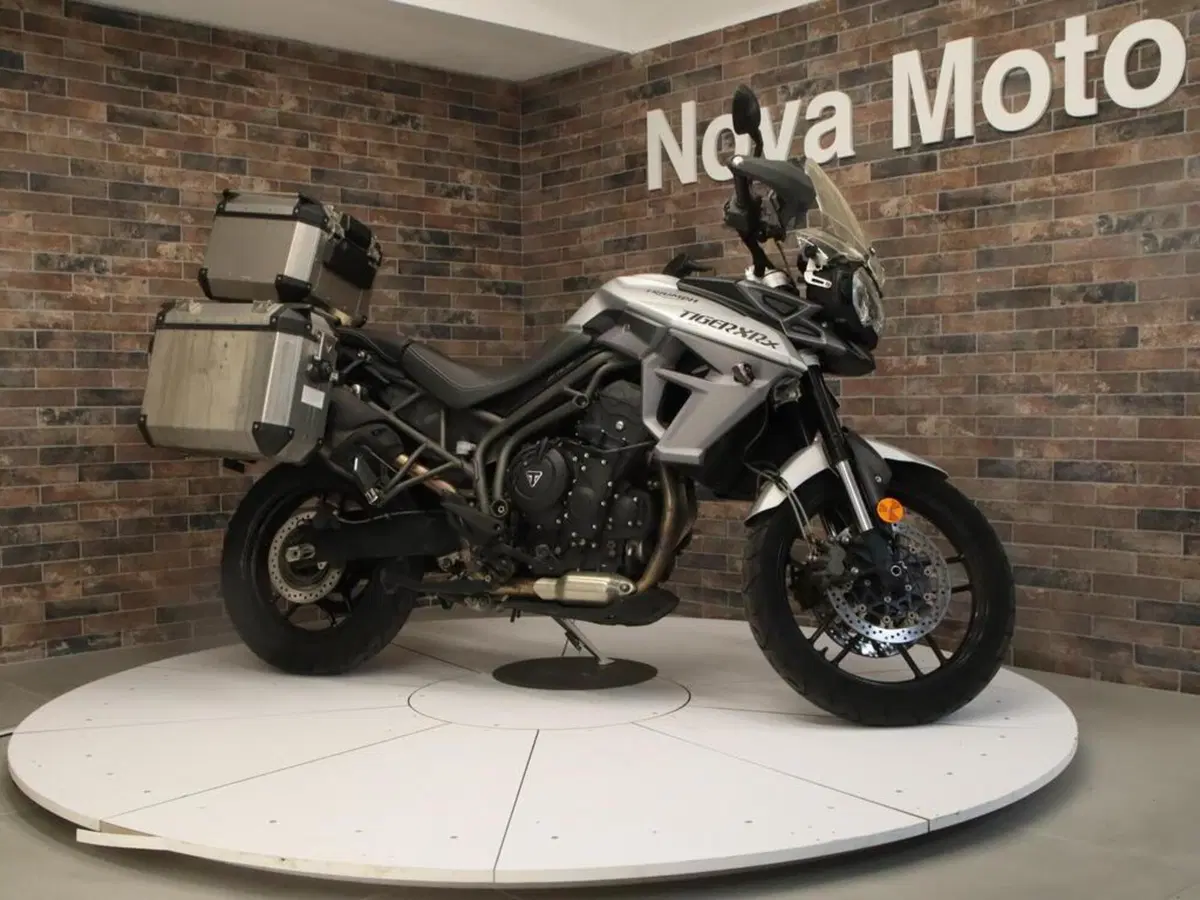Triumph Tiger 800 XRx (2015 - 17) (6)